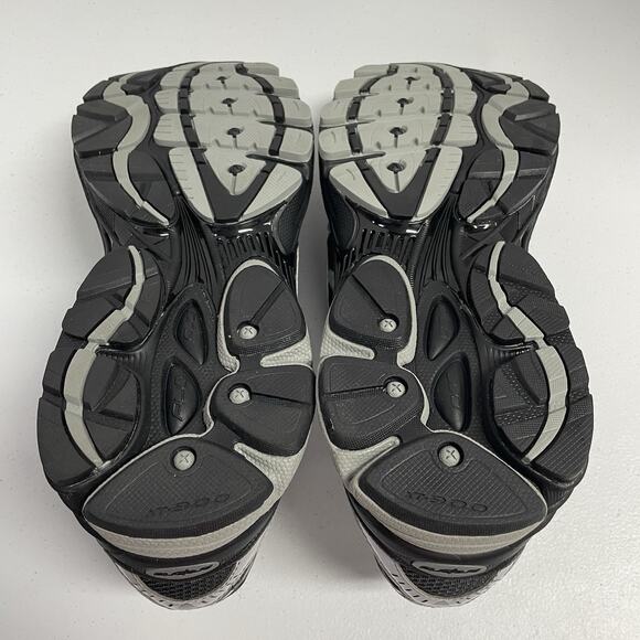 Saucony OG ProGrid Omni 9 Black Silver S70739 13 Size 11 Mesh Runner Workout main image 4